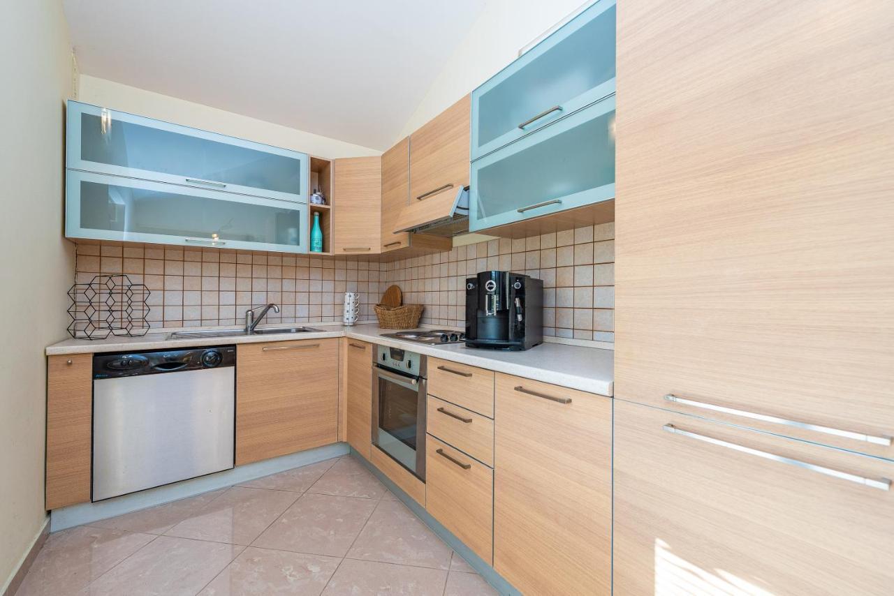 Vila Luna Apartments Zadar Bagian luar foto